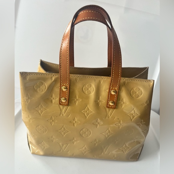 Louis Vuitton LV Reade PM Yellow Vernis Handbag- Vintage EUC - Picture 13 of 16